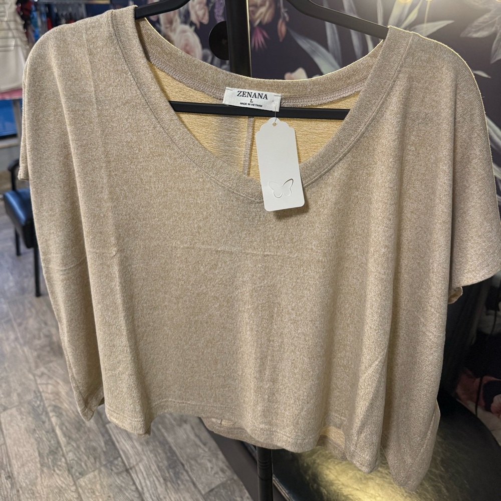 Zenana Outfitters Women's Beige Short Sleeve Top